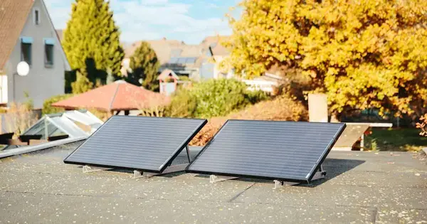 1.2 Million Balcony Solar Panels: Germany's Quiet Energy Revolution