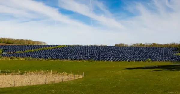 Record Renewables: The World Added 692 GW in 2025