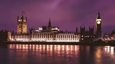Farage: Krypto-Millionen und ein verurteilter Geldgeber